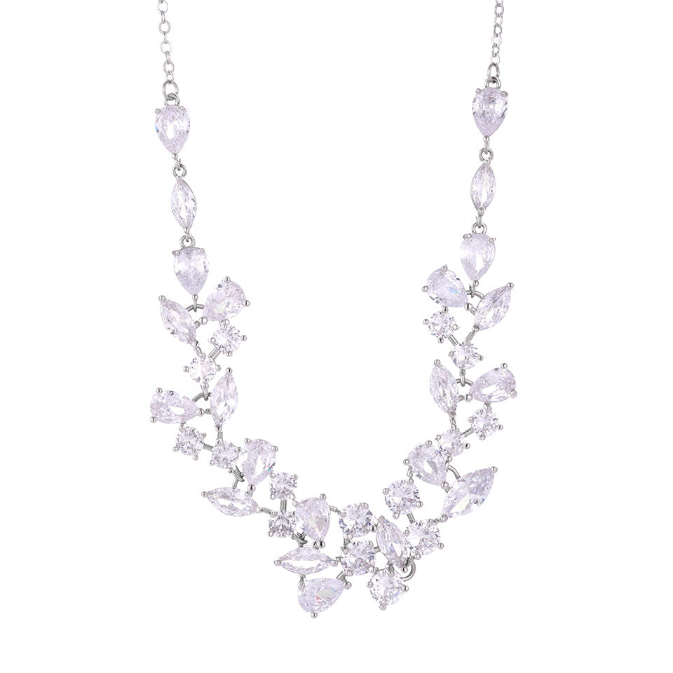 European and American cross-border bestsellers: fully diamond-filled waterdrop zircon necklaces, accessories, niche designs, high-end bridal wedding banquets