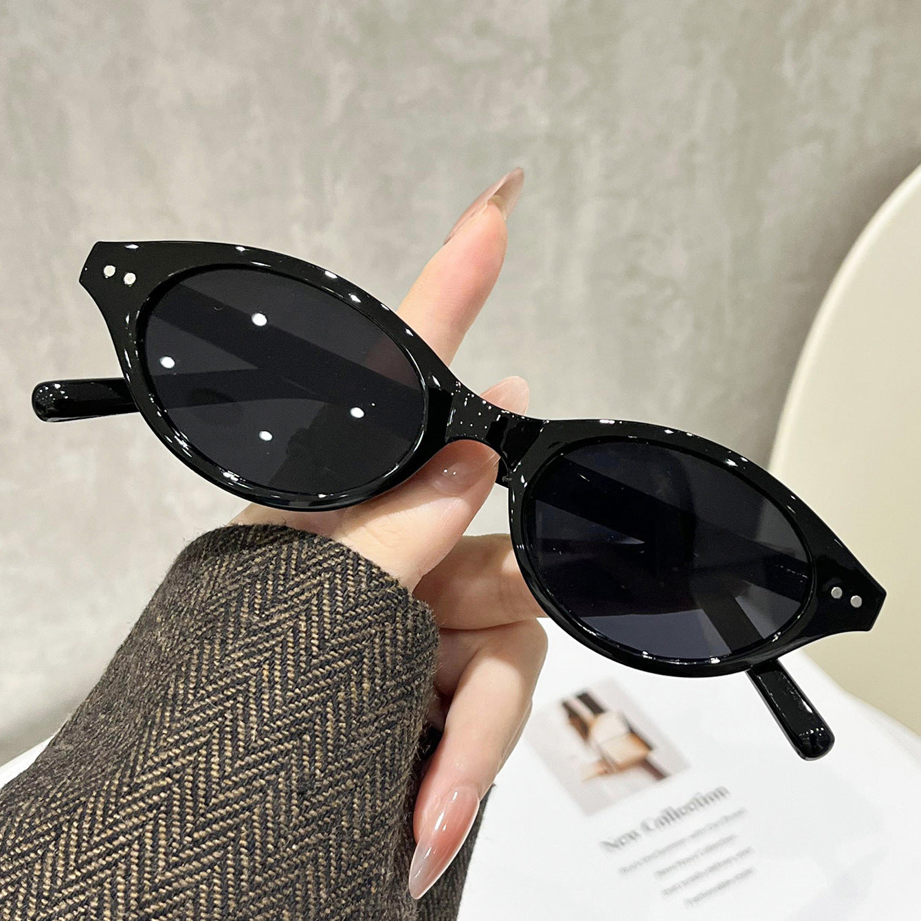 Oval nerd glasses frames for women, 2025 new cross-border Western internet celebrity Mi Nail glasses, no-makeup fashionable frames