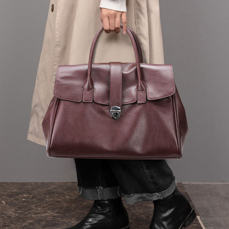 Bolsa de mão feminina Internacional Novo modelo Couro curtido vegetal Bolsa tote elegante Grande capacidade para o dia a dia Bolsa fashion Bolsa