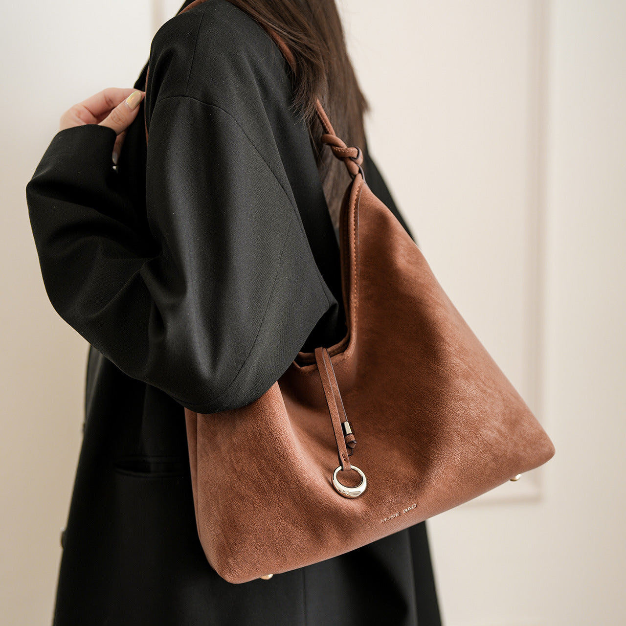 Bolsa de ombro minimalista estilo descontraído Bolsa Grande capacidade para o dia a dia bolsa fashion conjunto de bolsa principal e pequena versátil vintage Bolsa tote feminina