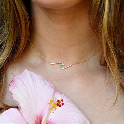 European and American cross-border jewelry alloy wave shape pendant necklace women's fashion geometric metal chain necklace
