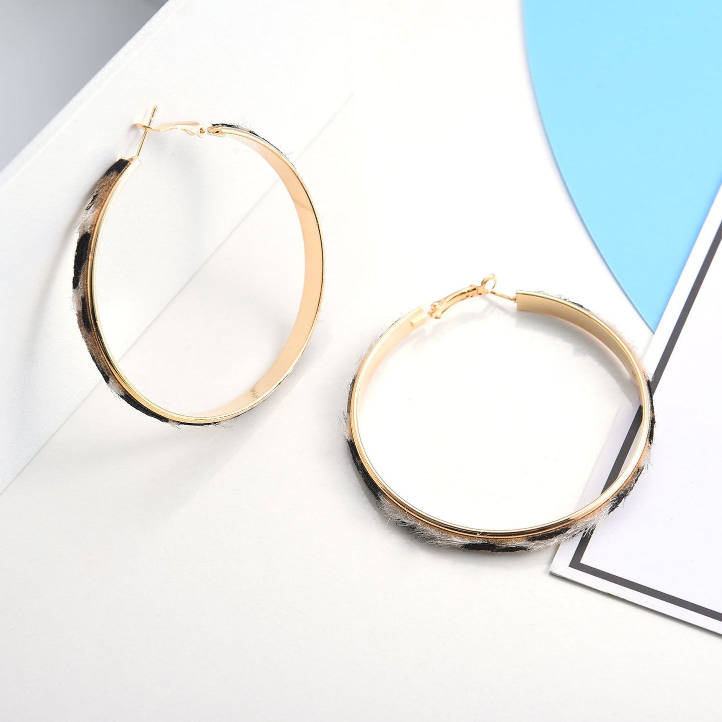 European and American cross-border jewelry Bohemian leopard print round earrings Women's retro exaggerated personality ring earrings
