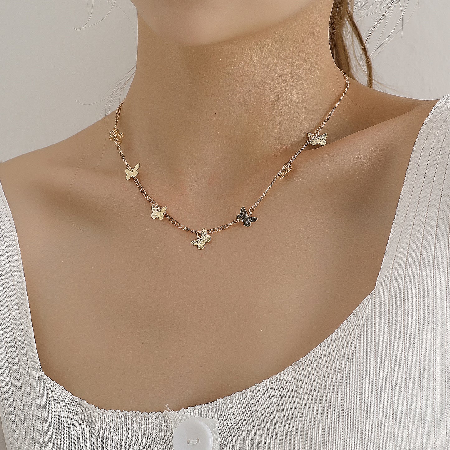 European and American cross-border jewelry simple fashion alloy small butterfly necklace ladies temperament personality trend street jewelry
