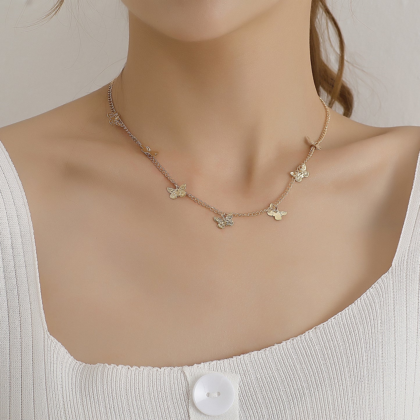 European and American cross-border jewelry simple fashion alloy small butterfly necklace ladies temperament personality trend street jewelry