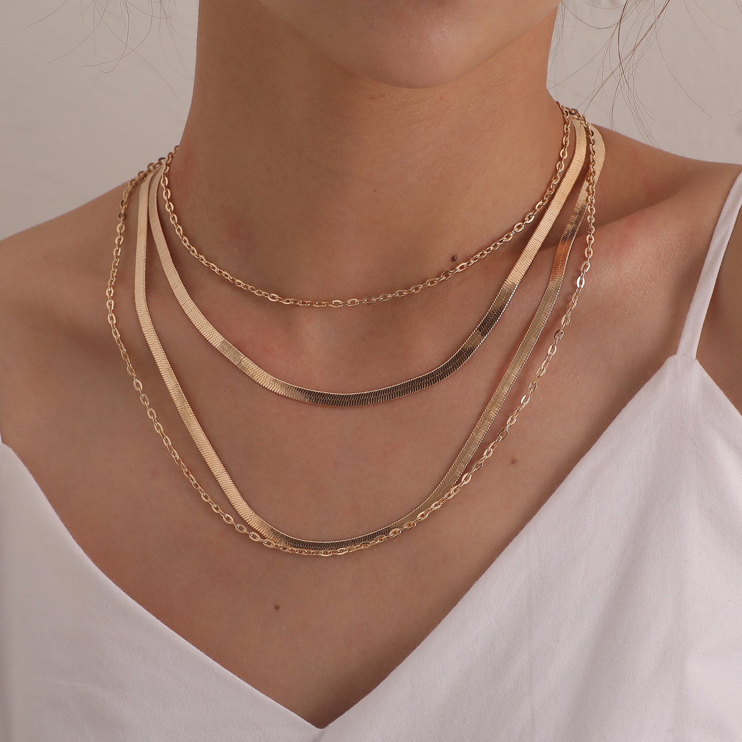 European and American cross-border jewelry, simple fashion twisted piece, multi-layer necklace, necklace, women, handmade fashion new temperament necklace
