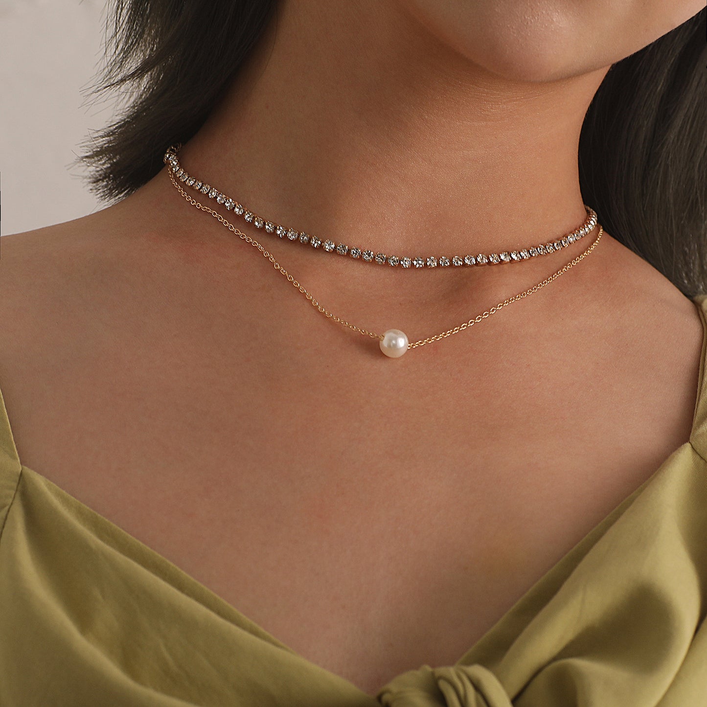 European and American cross-border jewelry, fashion temperament, double-layer pearl necklace, women's popular micro-inlaid rhinestones, trendy brand personality necklaces