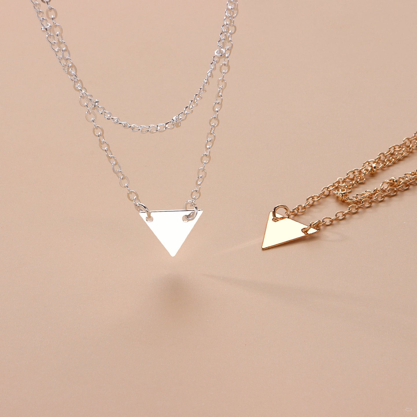 New European and American cross-border jewelry Fashionable and simple triangle sequin copper bead chain multi-layer short necklace