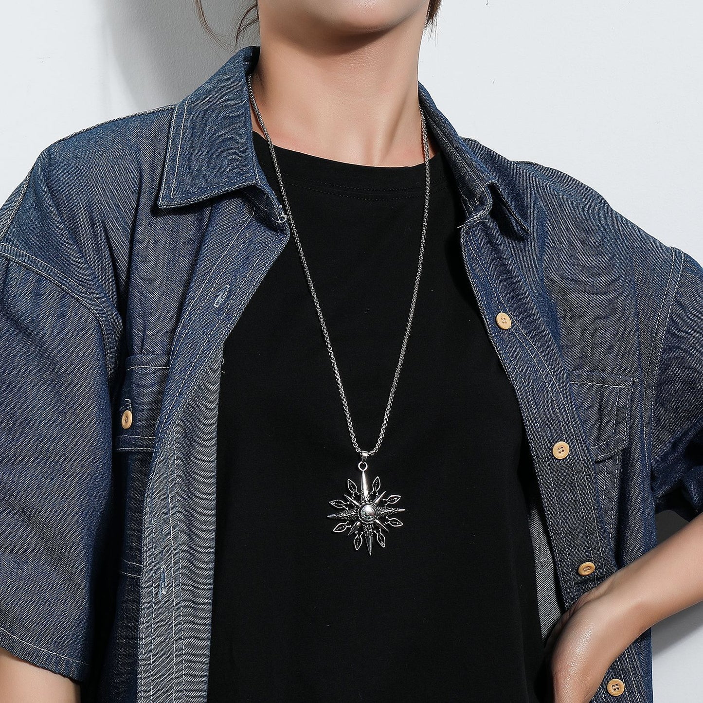 European and American cross-border jewelry, fashion personality, compass pendant necklace, floral punk rock men's and women's long necklace