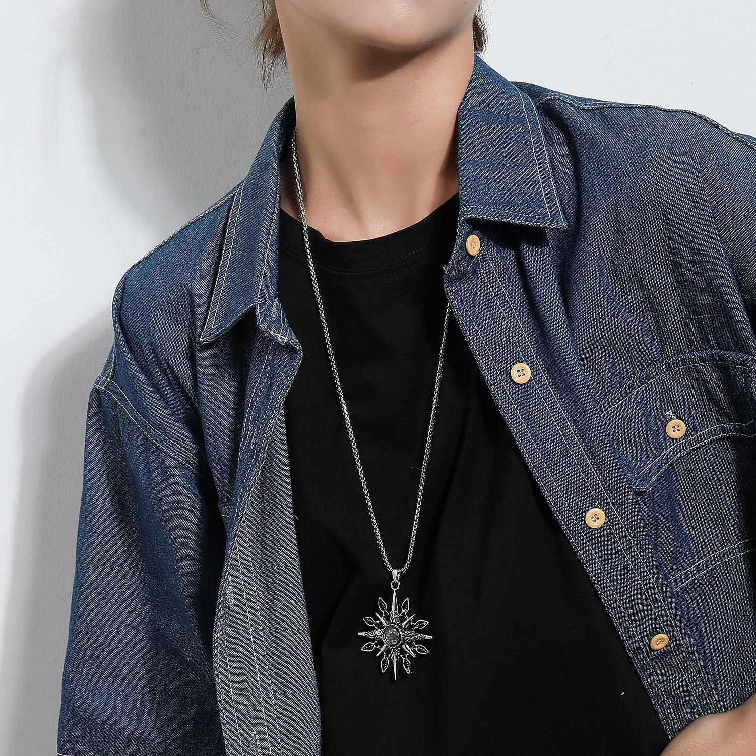 European and American cross-border jewelry, fashion personality, compass pendant necklace, floral punk rock men's and women's long necklace