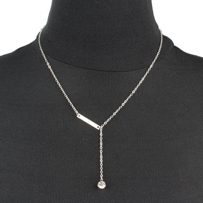 New necklace European and American cross-border jewelry, the same beautiful and simple metal piece crystal drop necklace