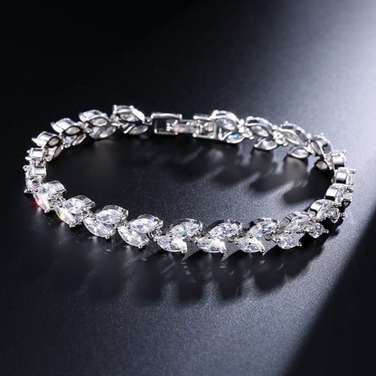 Korean fashionable minimalist niche willow leaf bracelet for women, exquisite light luxury high-end style set with AAA zircon jewelry