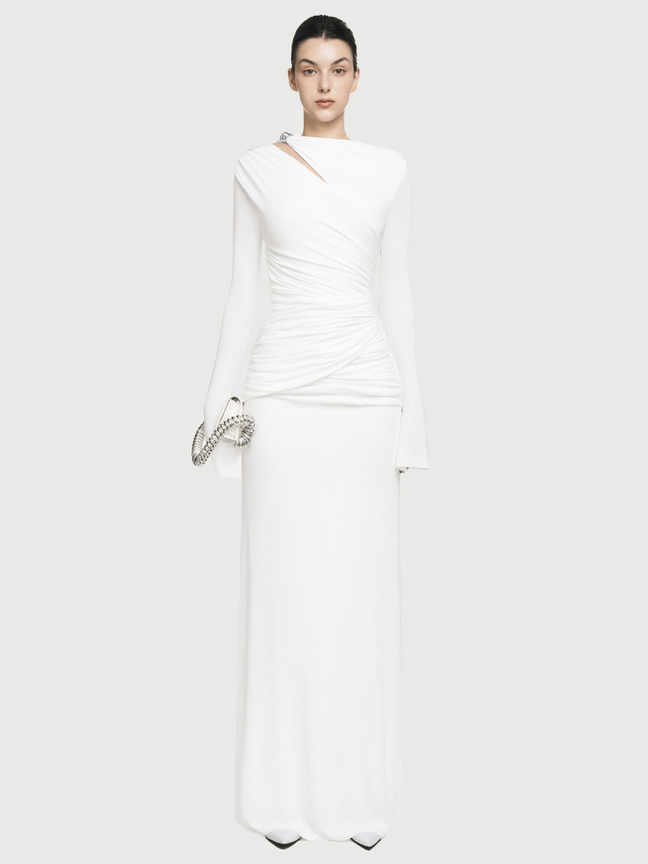 Foreign trade autumn and winter new European and beautiful clothing simple solid color crew neck long sleeve pleated slim temperament knitted dress for women