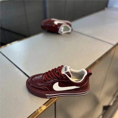 Sapatos masculinos 2025 primavera e outono nova tendência: versátil superfície de tecido rendado, sola macia respirável confortável confortável calçado de prancha esportiva e de lazer confortável