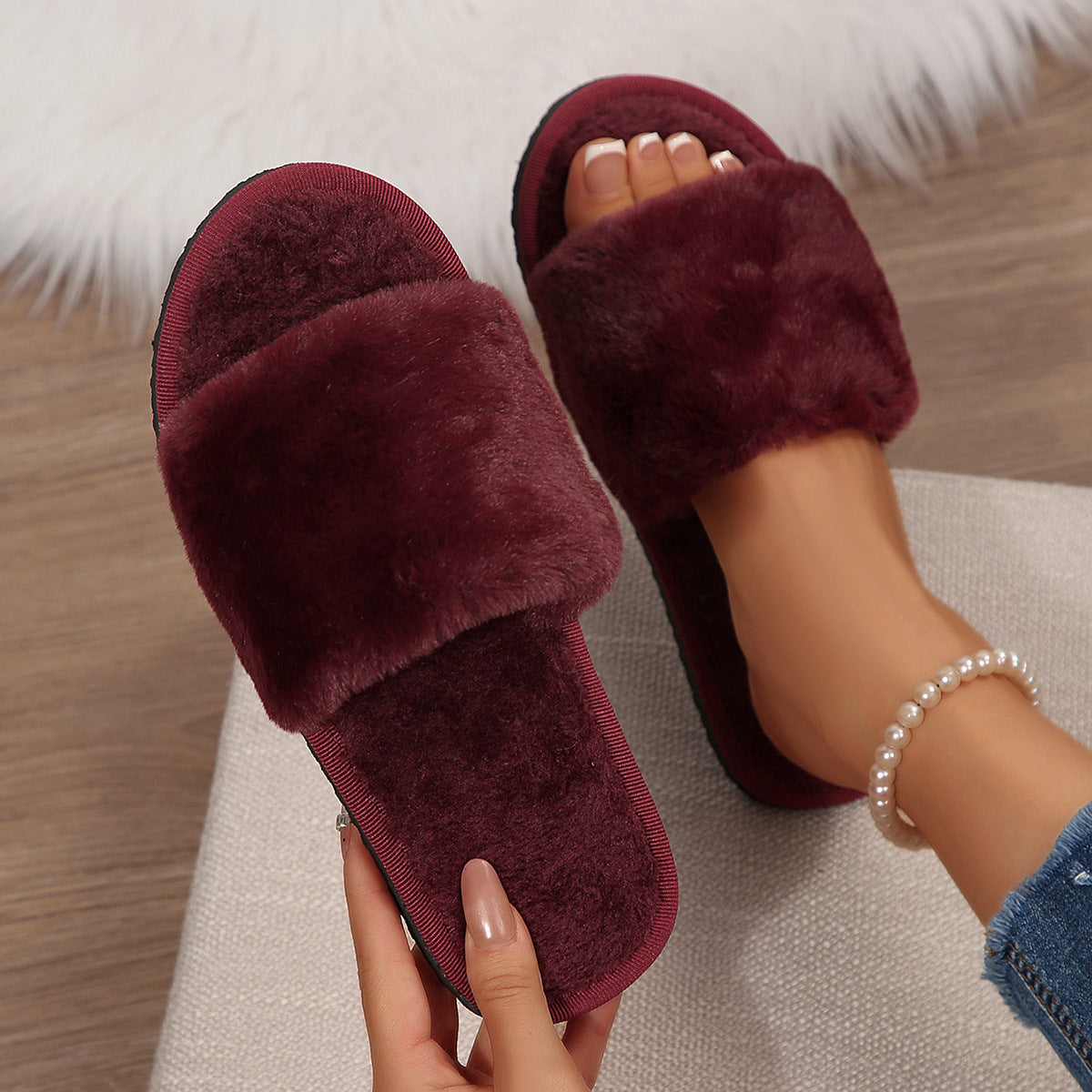 European and American cross-border women's shoes, export fashion fur slippers, daily commuting warmth, solid color round toe flat thick-soled fur shoes