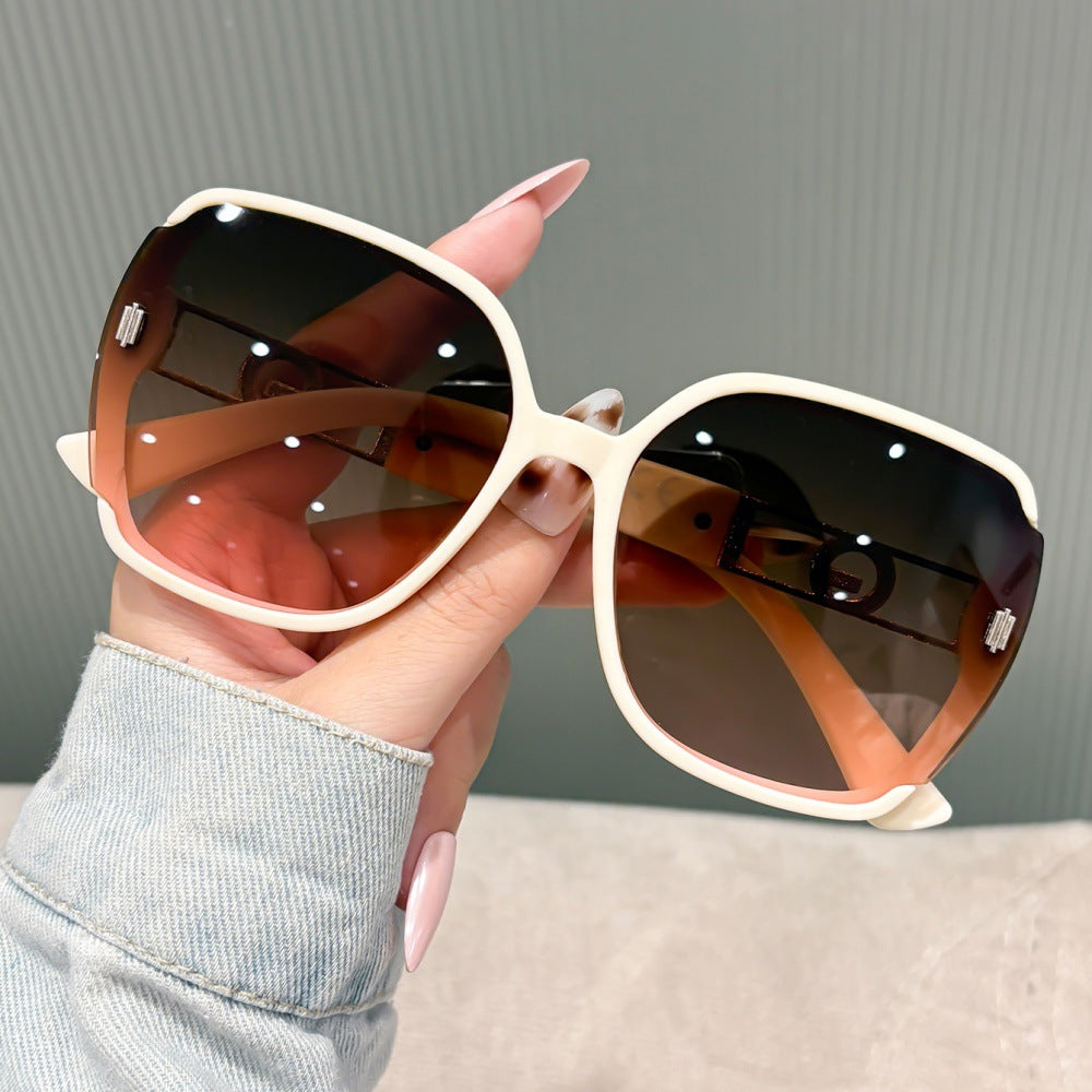 Large frame metal sunglasses for women, European and American fashion versatile sunglasses, UV-blocking sunglasses for women, high-end look