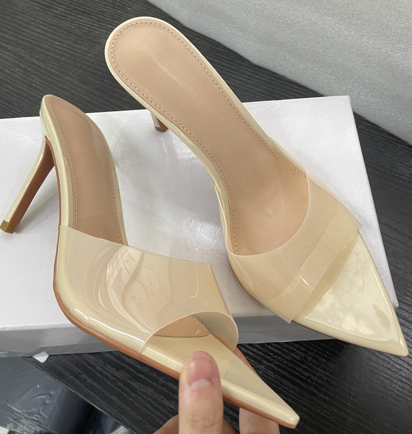 WO Huizhou New European and American Shoes Simple Nude Transparent One-Line High Heels Thin Heels Pointed Toes Are Not Tiring Feet and Versatile