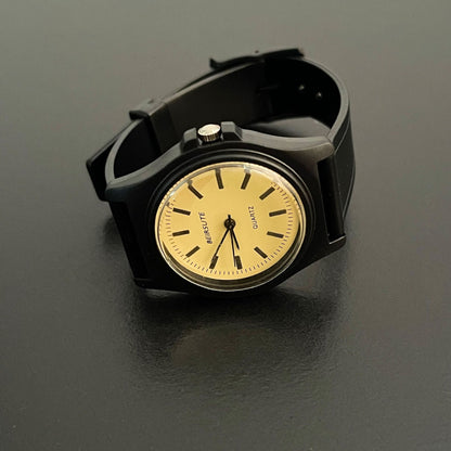 Cross-border sourcing, casual personalized, fashionable, unisex watches can be designed with black straps, adult student watches