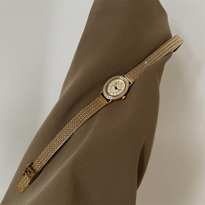 Manufacturer foreign trade direct sales vintage design sense watch female niche oval subdial chain watch female quartz watch