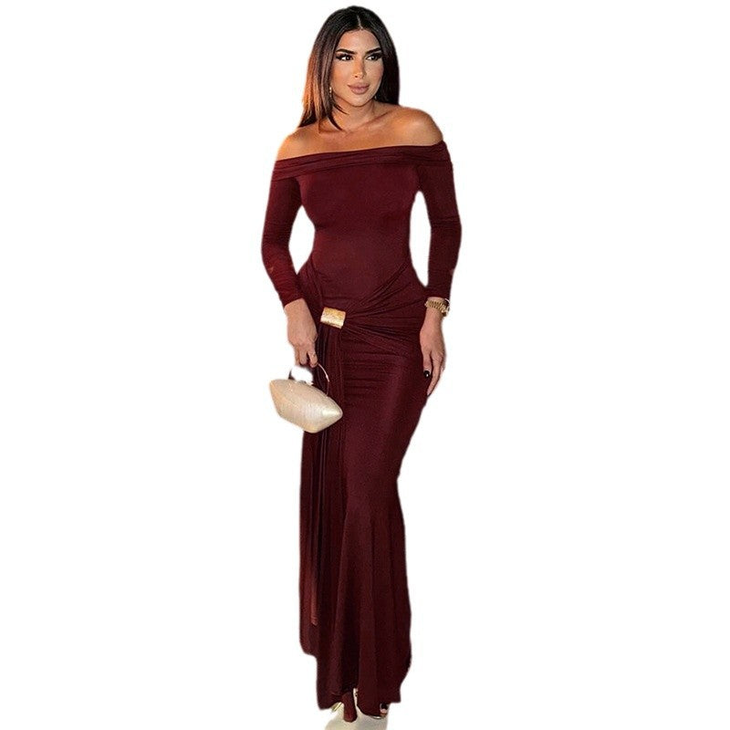 Cross-border autumn and winter new European and American women's temperament solid color sexy one-shoulder, long-sleeved lace-up slim hip dress