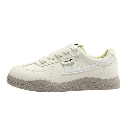 Pullback simple solid color good-looking German training shoes women's lightweight Korean autumn platform shoes fashionable sports high-value shoes