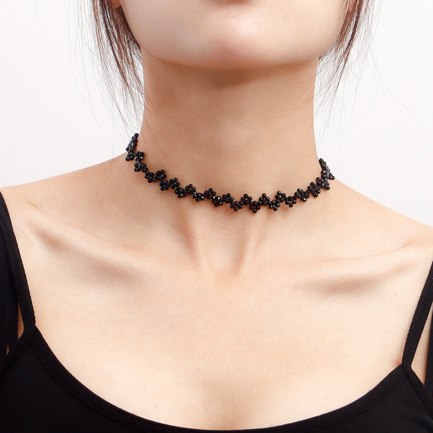 European and American cross-border explosive summer ins black crystal handwoven necklace necklace necklace women's trendy jewelry choker