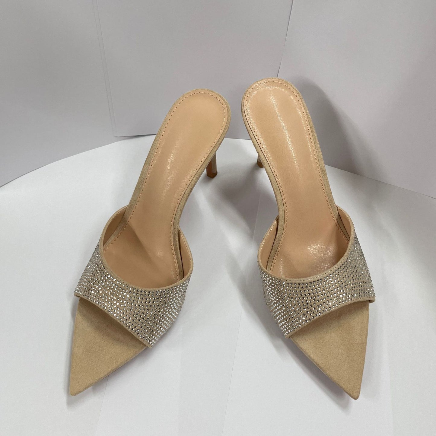 Summer women's beautiful stiletto heeled rhinestone high-heeled slippers with skirts pointed toe high-heeled heels are sexy and not tiring to the feet