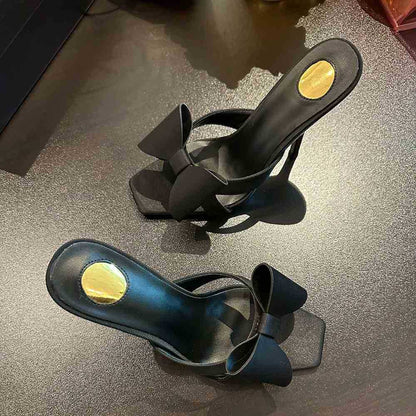 WO Huizhou 2026 new bow European and American black versatile square toe temperament wears open-toe high-heeled slippers outside
