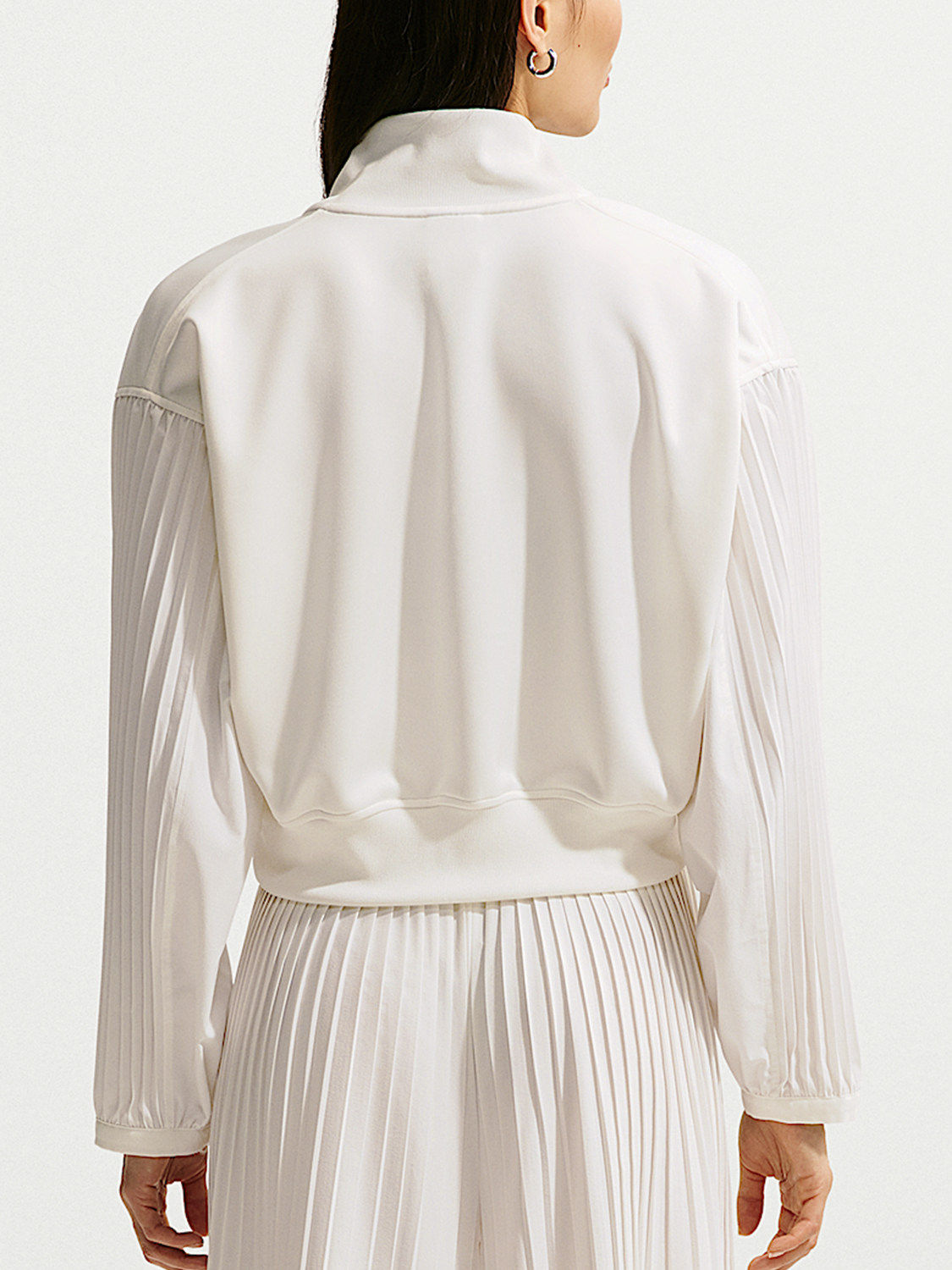 Nike Official Genuine Sportswear Women's Woven Cropped Pleated Sleeve Jacket IQ0437-133