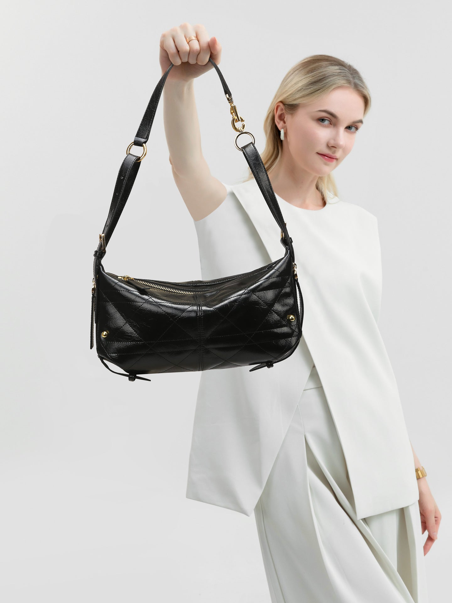 Cross-border shoulder bag, high-end diamond dumpling bag, fashionable and simple underarm bag, versatile commuter women's crossbody bag