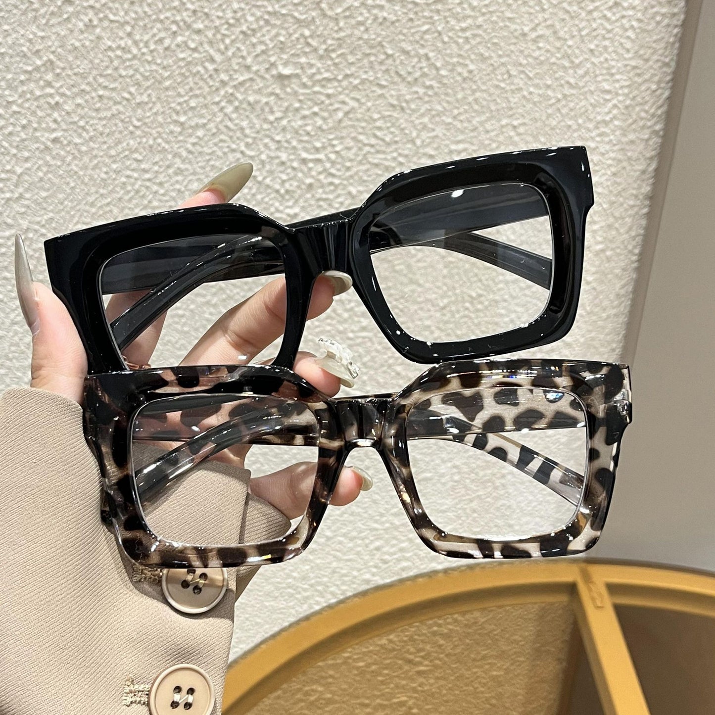 Square rice nail flat light mirror men's new anti-blue light European and American plain makeup glasses frame fashion ins retro glasses frame women