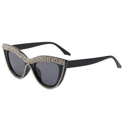 Cat-eye diamond-studded sunglasses, new fashion party glasses, Chanel-style personalized shape-style sunglasses for women, high-end feel