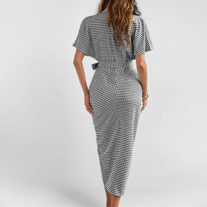 2025 Amazon Spring New European and American Cross-border Women's Fashion Elegant Strappy V-Neck Simple Dress