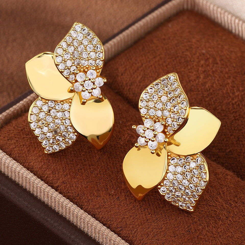 Cross-border bestseller zircon leaf geometric tassel earrings, European and American fashion, high-end stud earrings, elegant earrings wholesale for women