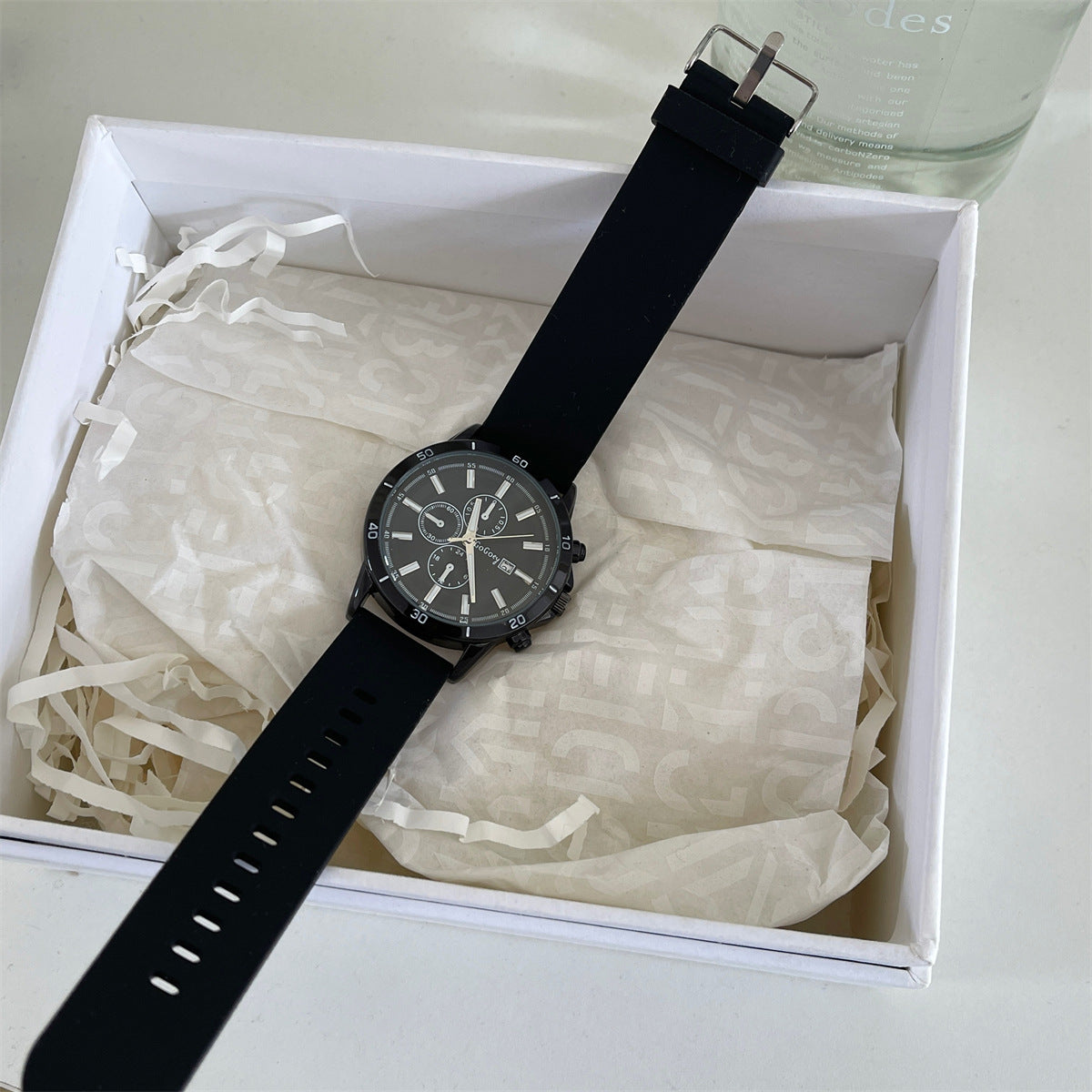 European and American trendy youth minimalist fashion round watch women's couple quartz watch cross-border live streaming source