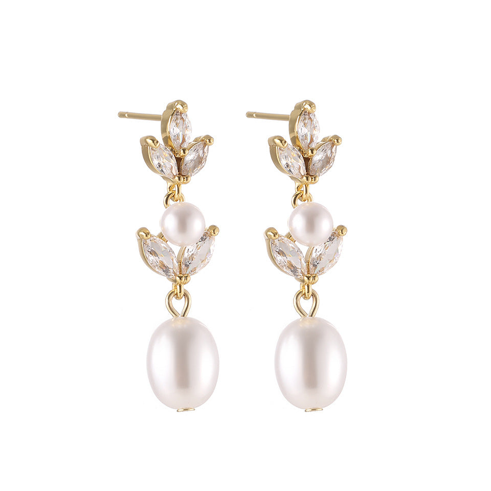 2025 Korean Style High-End Zircon Pearl Earrings for Women, Fashionable Versatile Bridal Banquet Dress Earrings