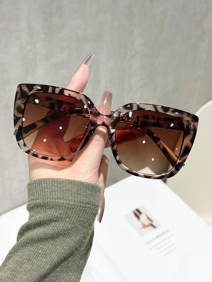 Fashion flat mirror women's high-end large-frame glasses frame cat's eye European and American trend unlimited prescription casual decorative glasses
