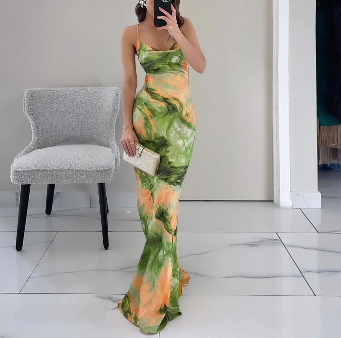 Vestuário feminino europeu e americano, coleção 2025, lançamento imperdível para o verão, vestido sexy e justo com estampado moderno, estilo fashion, para comércio externo e grossista.