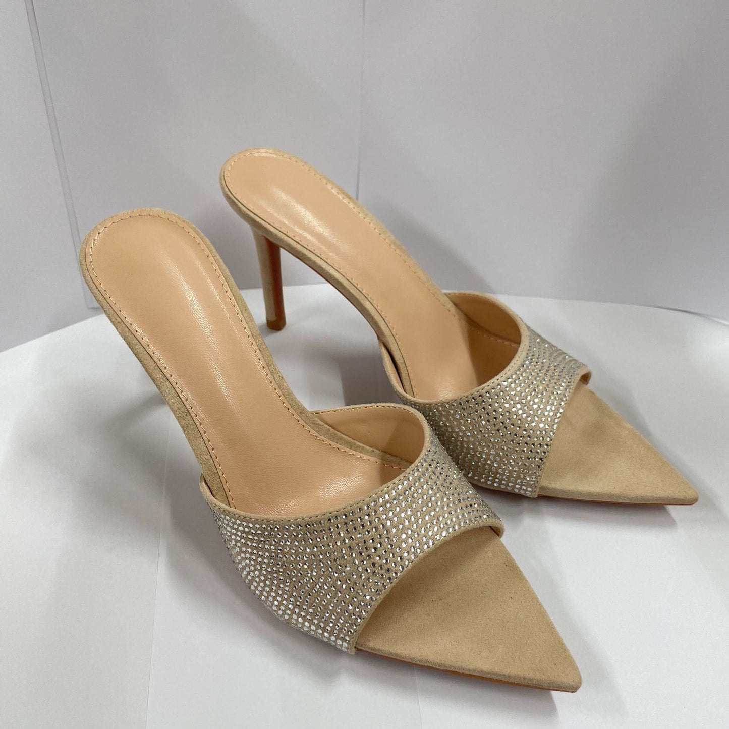 Summer women's beautiful stiletto heeled rhinestone high-heeled slippers with skirts pointed toe high-heeled heels are sexy and not tiring to the feet