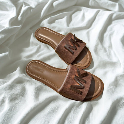 Comércio exterior 2025 novo nicho retro carta chinelos legais para as mulheres usarem chinelos de praia planos à beira-mar no verão