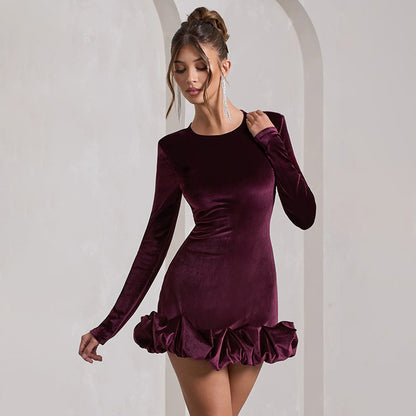European and American women's autumn and winter new temperament, velvet crew neck, long sleeves, three-dimensional pleated hems, slim dresses, dresses, women