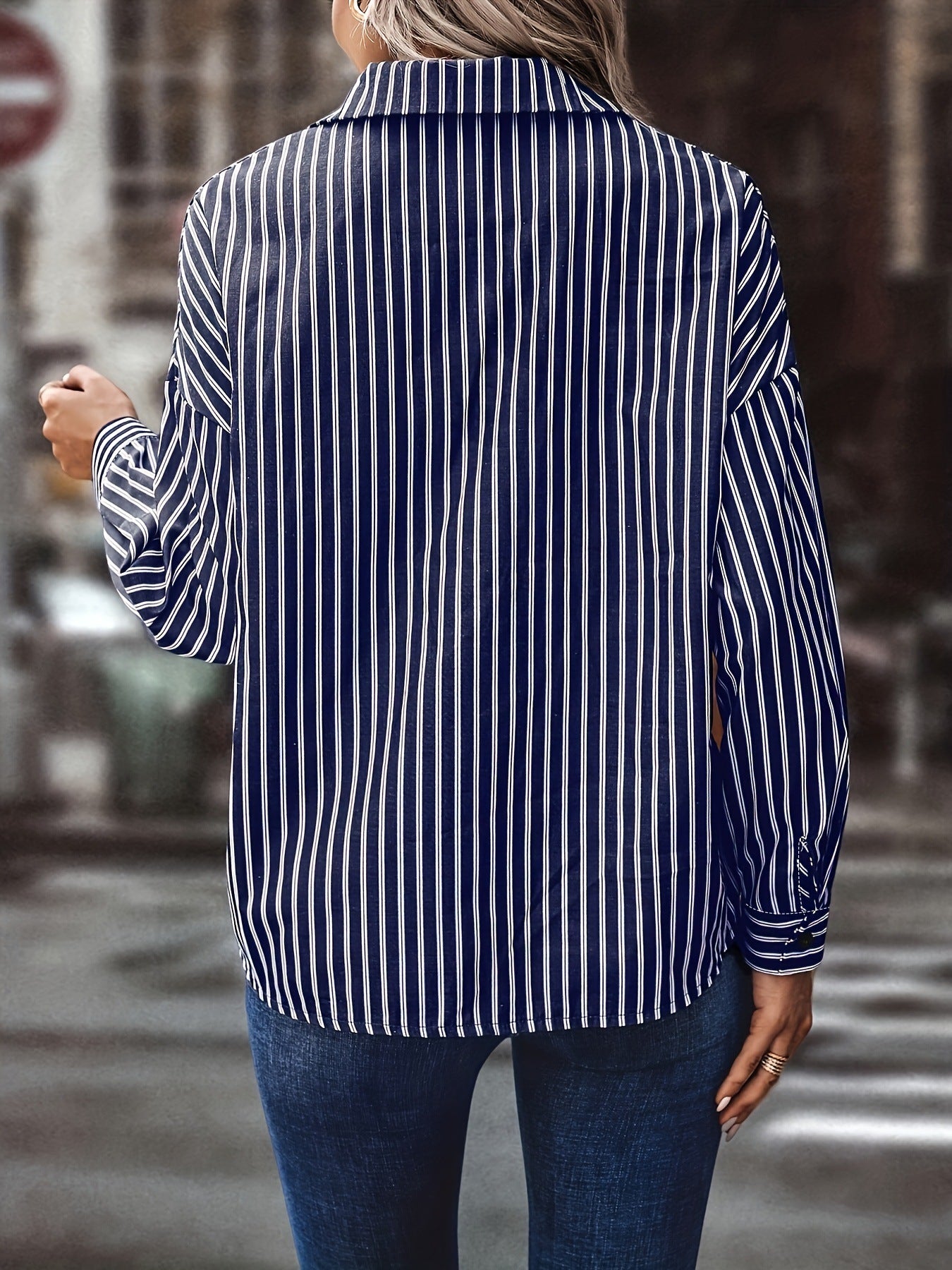 Amazon European and American women's striped shirt with double pockets on the chest, suitable for office wear in spring and autumn