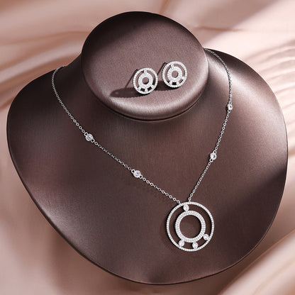 Cross-border foreign trade accessories Meijia V gold large full diamond double circle ring luxury necklace with 18K gold plated fashion sweater chain