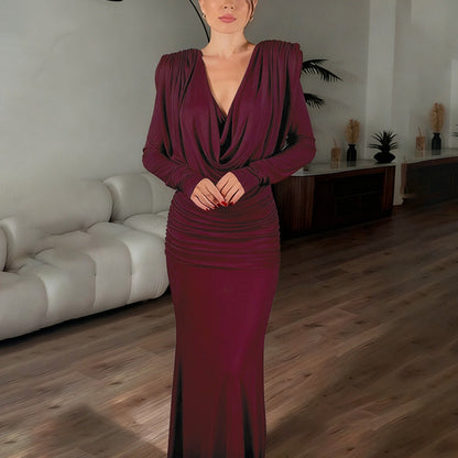 Vestido feminino elegante e moderno, com decote em V, modelo slim, inspirado na moda europeia e americana, ideal para a primavera de 2026. Perfeito para o dia a dia e para ocasiões formais.