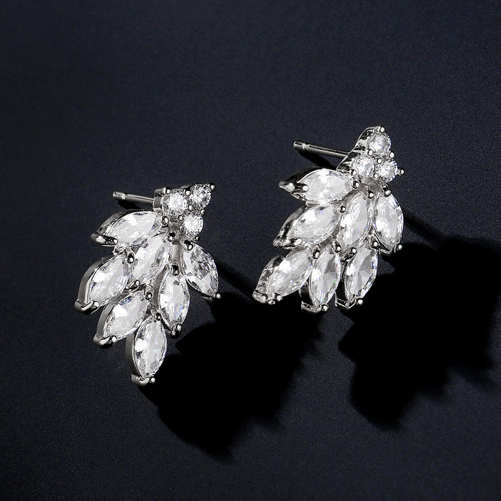 Cross-border bestseller: tassel zircon earrings, leaf-shaped studs, light luxury high-end earrings, European and American style foreign trade accessories