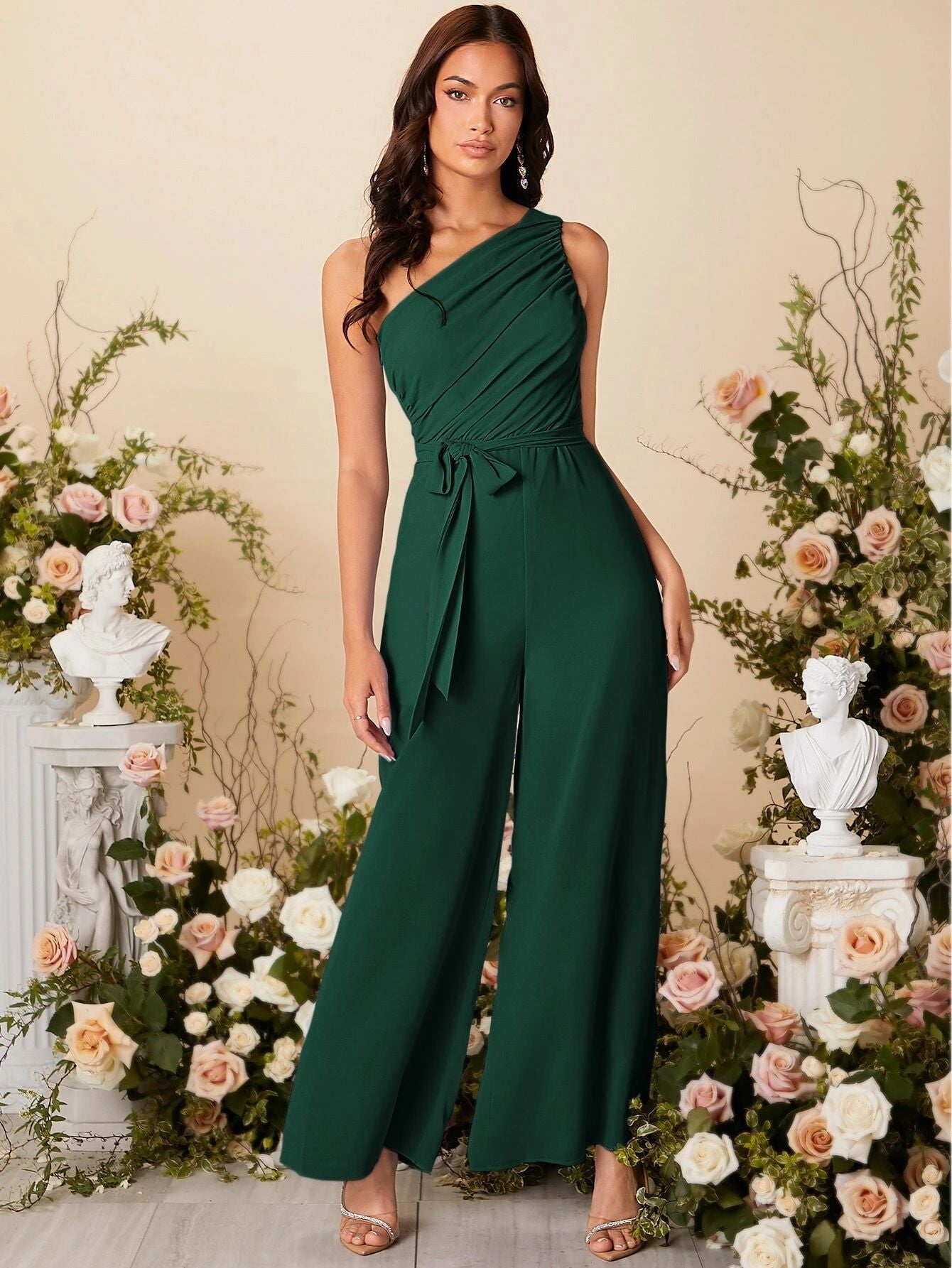 In stock, European and American cross-border 2025 Amazon spring and summer women's explosive EBA temperament slanted shoulder suspender strap jumpsuit