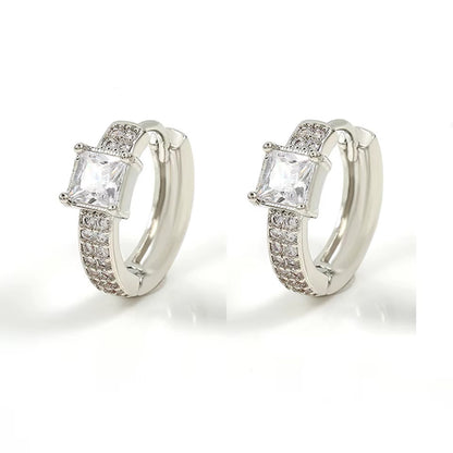 Japanese and Korean fashion minimalist ultra-sparkling full diamond earrings for women, influencer personality, versatile cool wind silver needle earrings, earrings