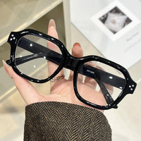 Black frame white flat
