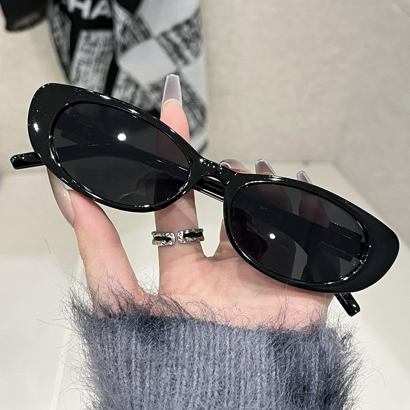 Retro cat eye sunglasses women's high-end new ins Internet celebrity same sunglasses men's fashion street shooting sunglasses