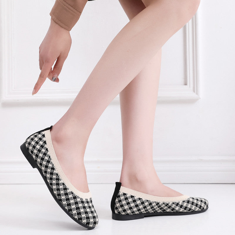Spring, summer and autumn flying woven breathable women's shoes, old Beijing cloth shoes, flat soles, one-foot shoes, fashionable casual women's single shoes, drop shipping