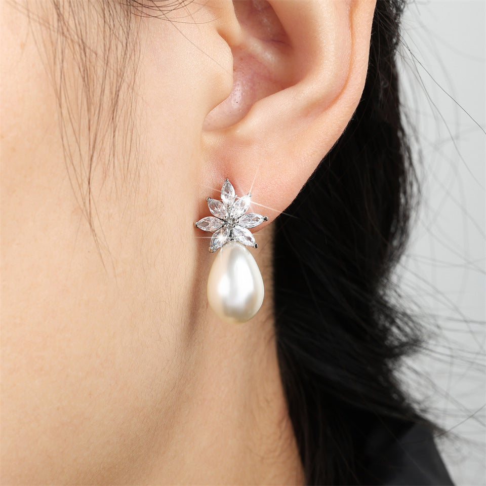 Cross-border bestseller: floral water drop faux pearl stud earrings with diamonds and zircon earrings, light luxury high-end accessories, wedding banquets
